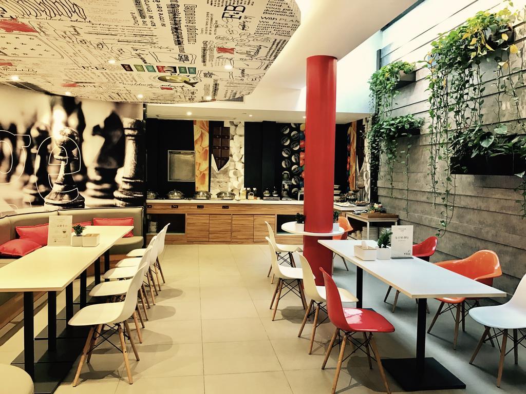 Ibis Shanghai Gubei Luaran gambar